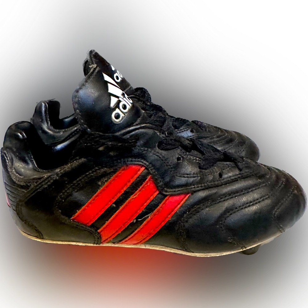 VTG ADIDAS SOCCER SOFTBALL BASEBALL CLEATS SZ: 13K BLACK RED ATHLETIC SPORTS